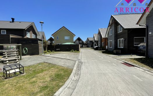 ARRIENDO AMPLIA CASA EN BRISA DEL SOL