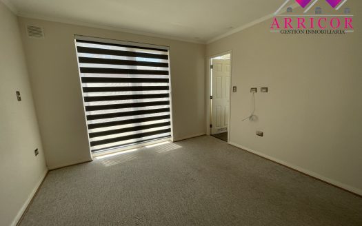 ARRIENDO AMPLIA CASA EN BRISA DEL SOL