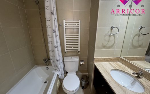 SE VENDE DEPARTAMENTO AMOBLADO EN EDIFICIO PARQUE URBANO