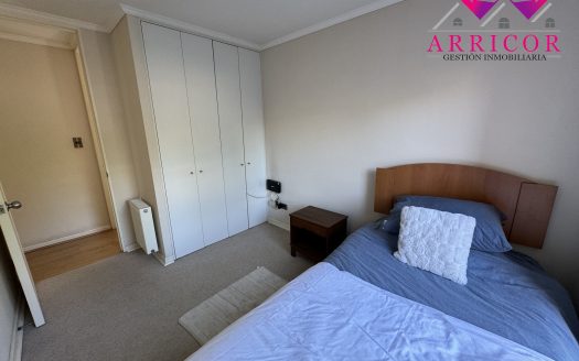 SE VENDE DEPARTAMENTO AMOBLADO EN EDIFICIO PARQUE URBANO