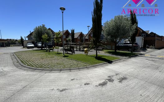 CASA EN CONDOMINIO EN BRISA DEL SOL