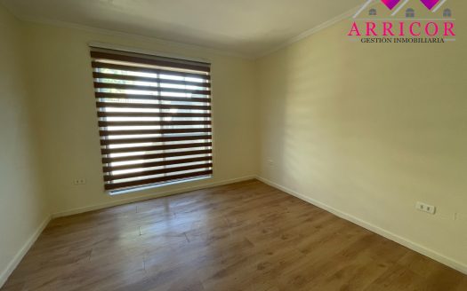 ARRIENDO CASA EN CONDOMINIO SECTOR JAIME REPULLO