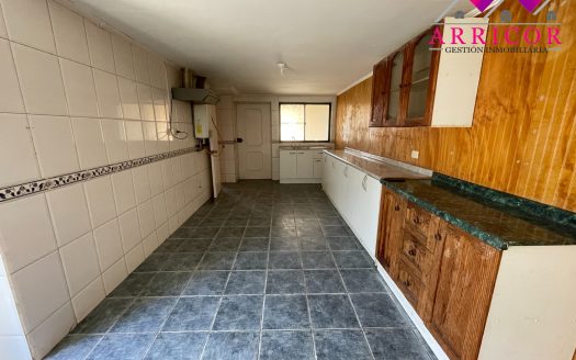 ARRIENDO CASA EN CONDOMINIO SECTOR JAIME REPULLO