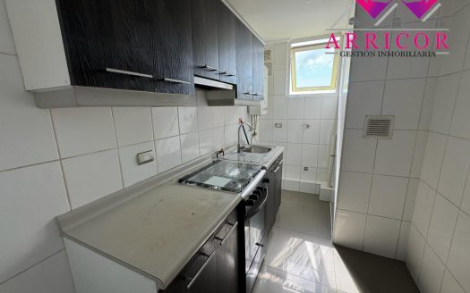 ARRIENDO DEPARTAMENTO DOS DORMITORIOS EN LOMAS DE SAN SEBASTIAN