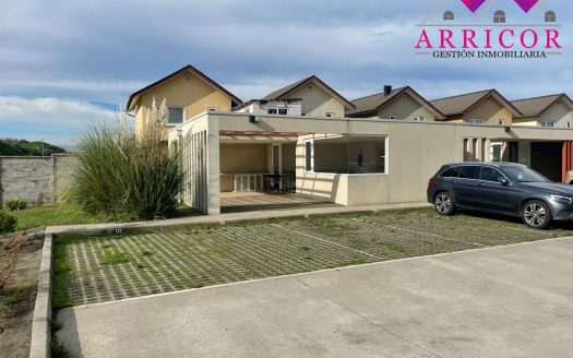 SE VENDE DEPARTAMENTO DE TRES DORMITORIOS EN BRISA DEL SOL