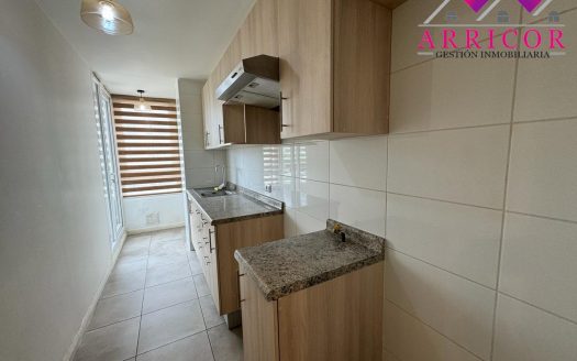 SE VENDE DEPARTAMENTO DE TRES DORMITORIOS EN BRISA DEL SOL