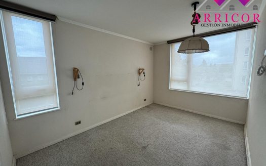 SE VENDE DEPARTAMENTO DE TRES DORMITORIOS EN BRISA DEL SOL