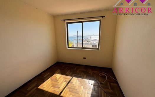 ARRIENDO AMPLIA Y COMODA CASA TALCAHUANO CENTRO