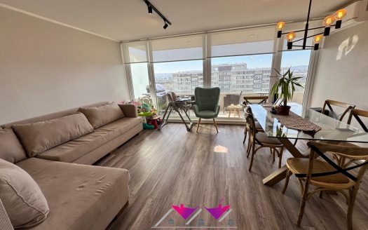 SE VENDE AMPLIO DEPARTAMENTO EN BRISA DEL SOL