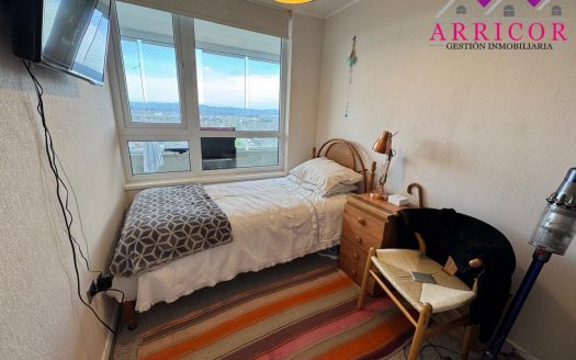 SE VENDE DEPARTAMENTO DE TRES DORMITORIOS EN BRISA DEL SOL