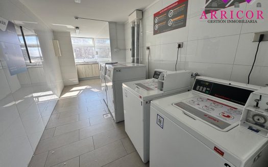 SE VENDE DEPARTAMENTO DE TRES DORMITORIOS EN BRISA DEL SOL