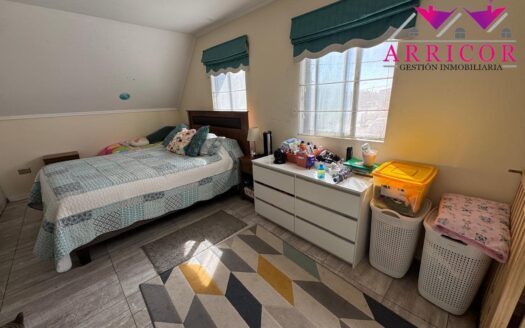 SE VENDE CASA EN BRISA DEL SOL, SECTOR CASINO