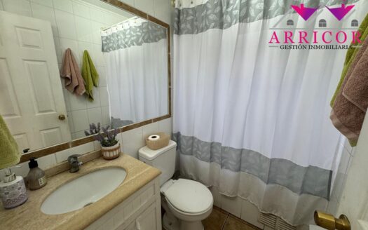 SE VENDE CASA EN BRISA DEL SOL, SECTOR CASINO